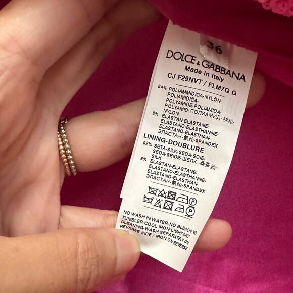 Dolce & Gabbana Hot Pink Sequined Blazer size IT 36 seen on Lisa from Vanderpump - Picture 12 of 16